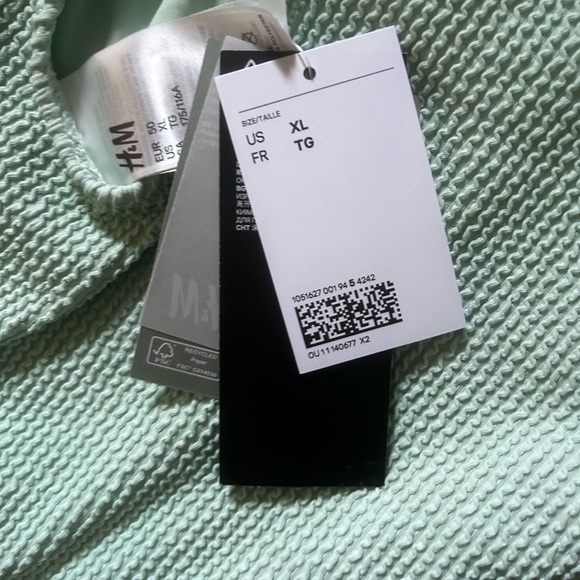 H&M high leg swim suit - Picture 7 of 7